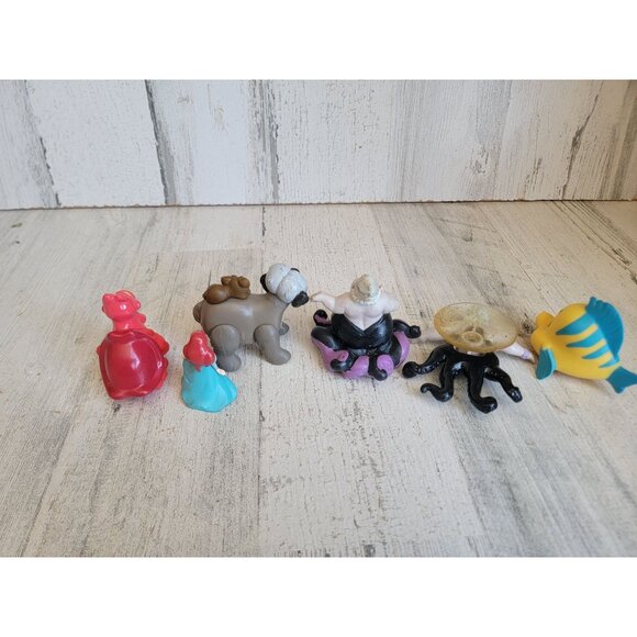 Ursula little mermaid Ariel Sebastian collectible toy figure set - Picture 7 of 7